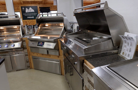Built-in grills and outdoor-kitchen equipment at Boyd’s Equipment give Amarillo homeowners a way to compare sizes, layouts and features before planning a permanent installation.